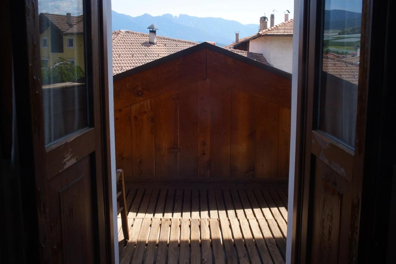 La Casa Altrui- Camere E Zona Relax Con Giardino コーレド エクステリア 写真
